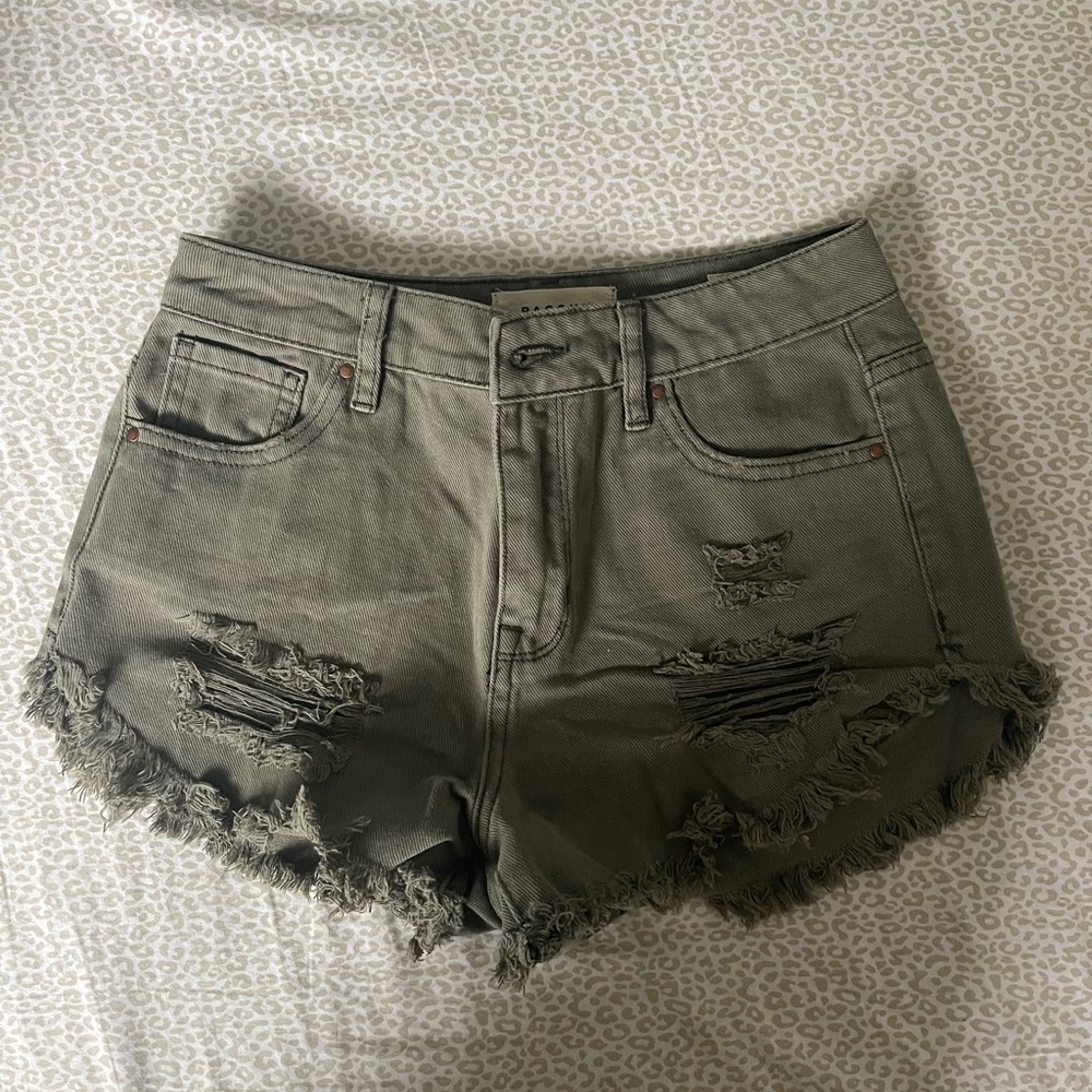 PacSun LA GREEN KHAKIE High Rise FESTIVAL Fringed Cutoff Booty Jean Shorts 25
